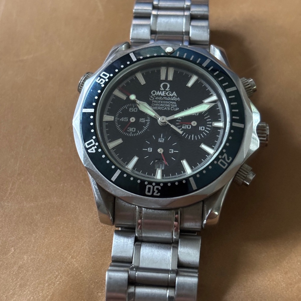 Men’s Luxury Diver Style Automatic Stainless Steel Watch Black Chronograph 42mm